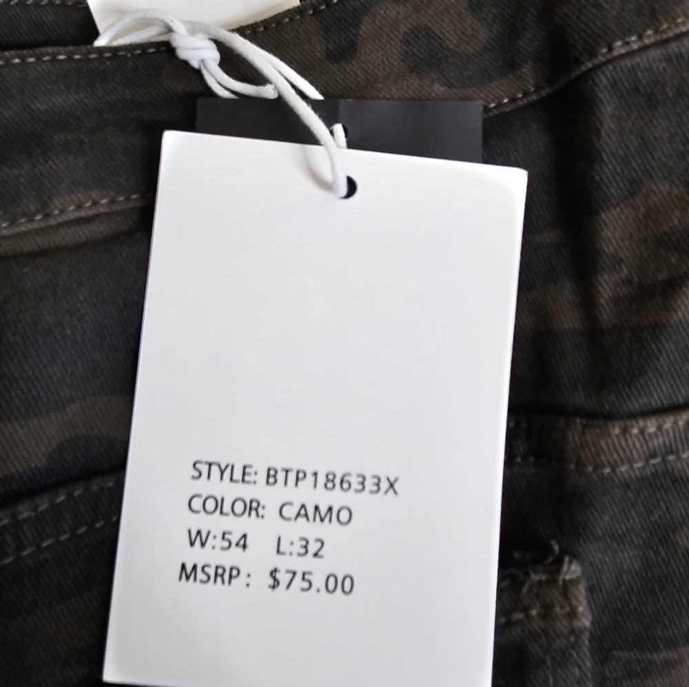 Blind Trust Men's Big & Tall, Distressed Camo Jeans,Size 54X32 ✨️NWT✨️ - Picture 7 of 12